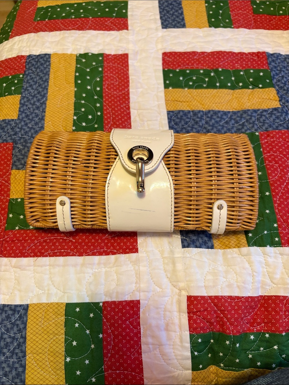 White Trim Wicker Clutch Bag